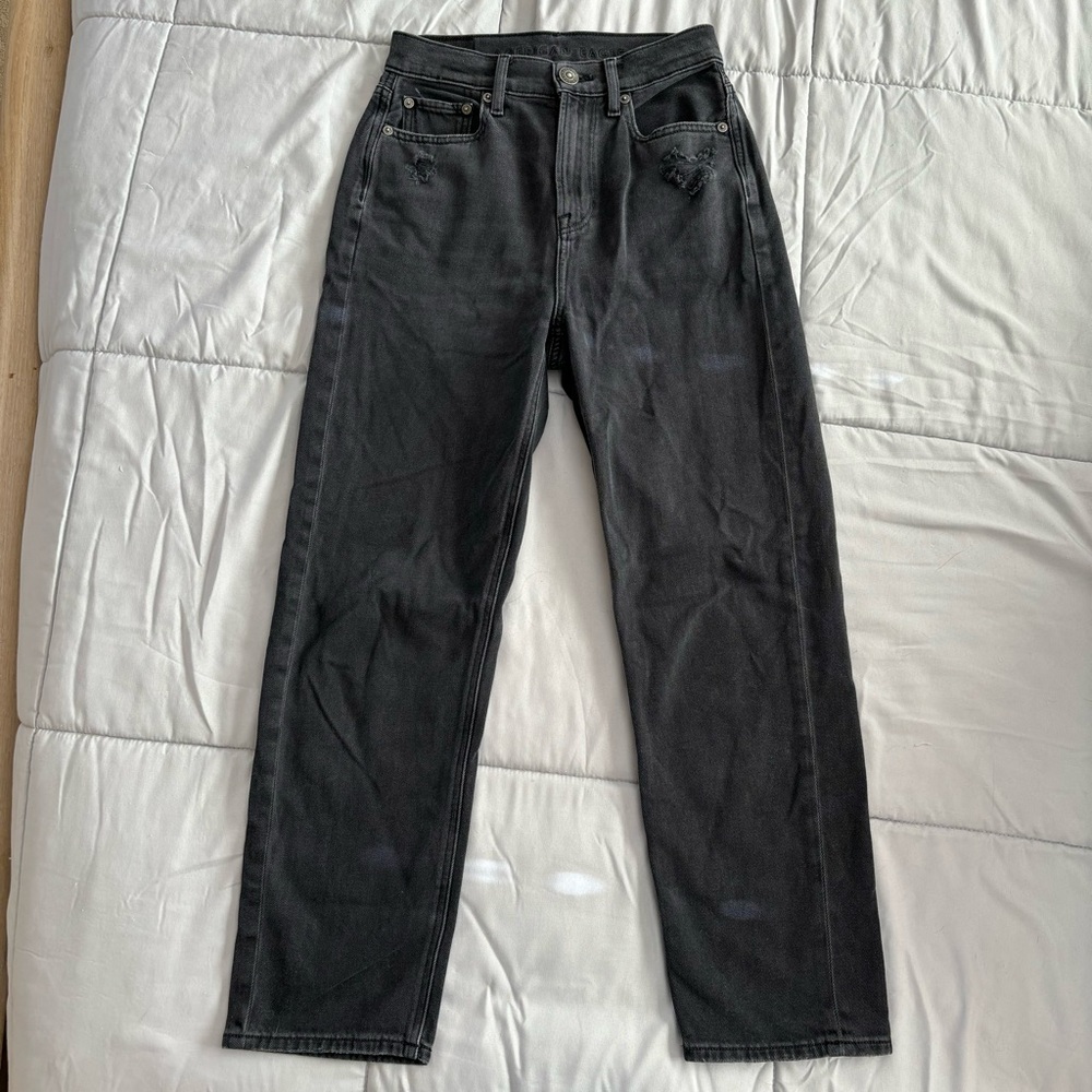 American Eagle high rise straight leg jeans